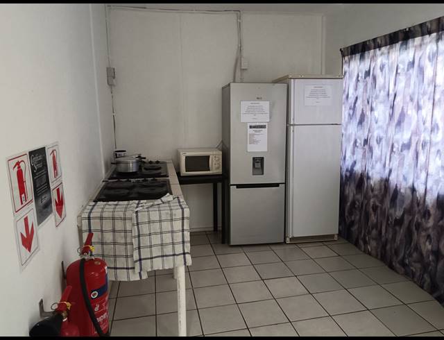 8 BEDROOM HOUSE FOR SALE IN BRANDWAG